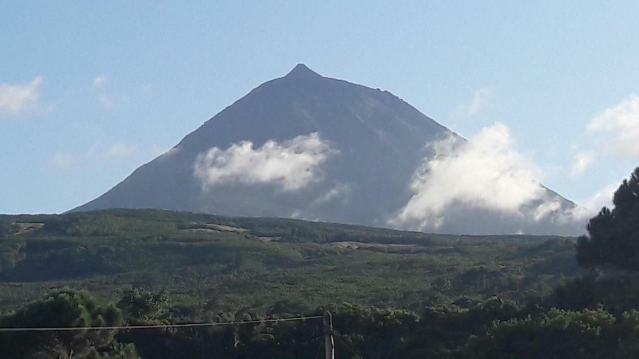 Azores Hibiscus House - Mountain And Sea