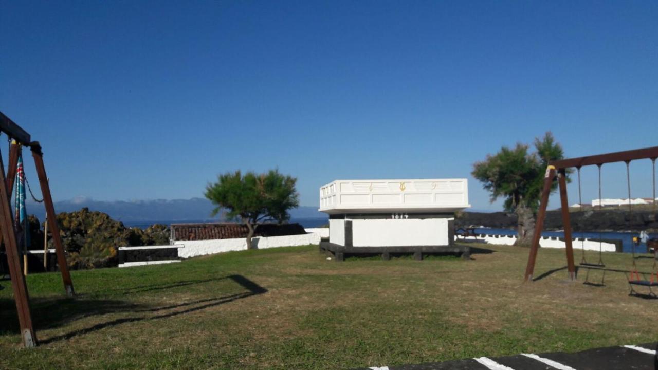 Azores Hibiscus House - Mountain And Sea * Sao Roque do Pico