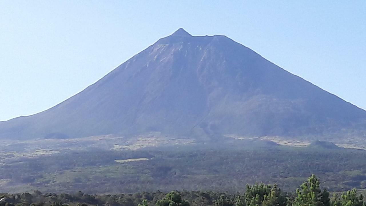 Azores Hibiscus House - Mountain And Sea *