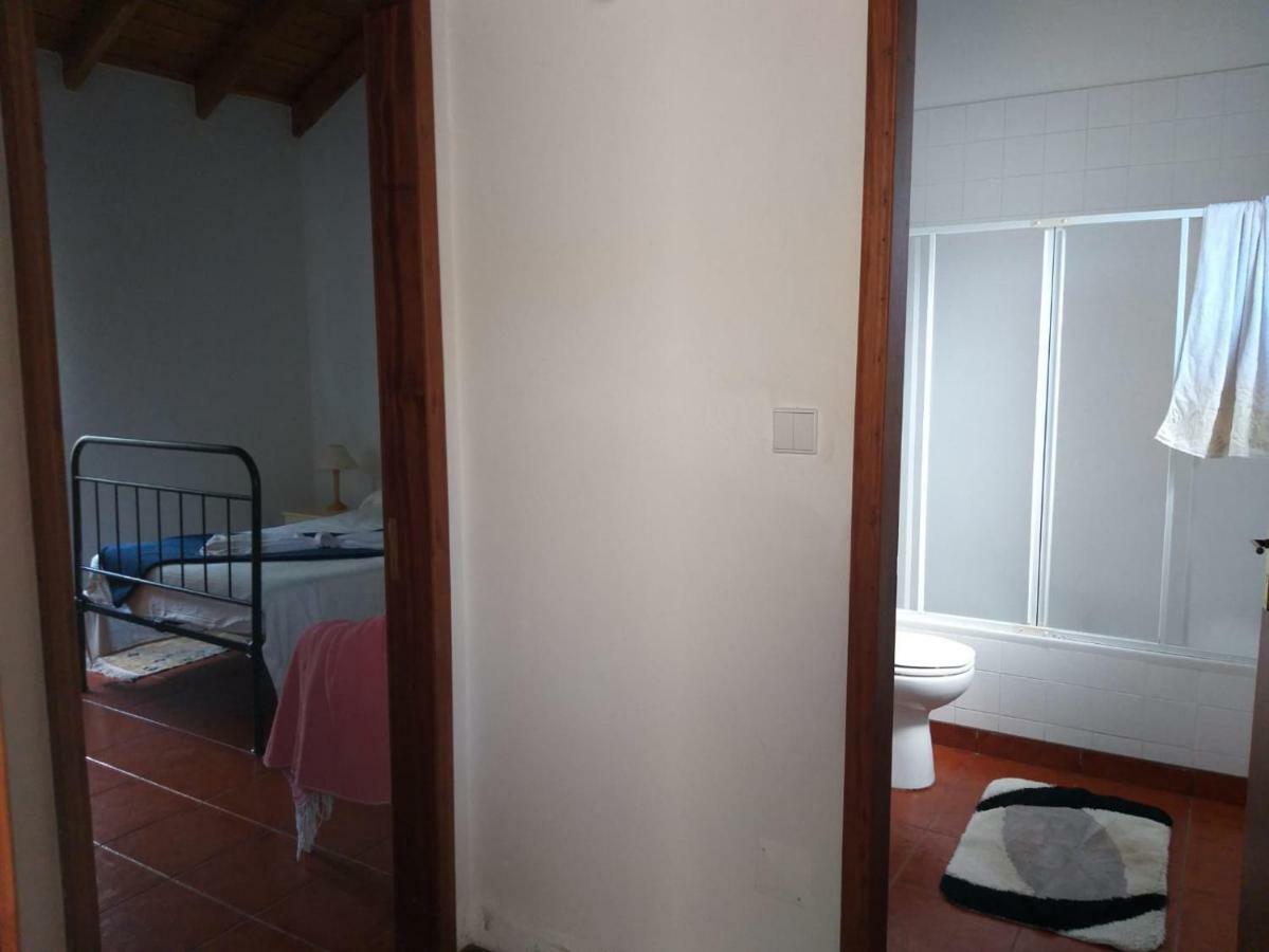 Azores Hibiscus House - Mountain And Sea Holiday home Sao Roque do Pico